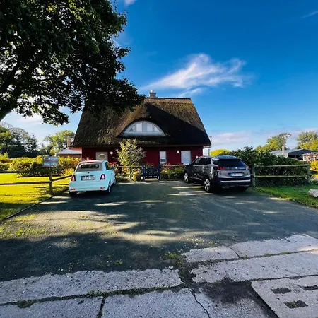 Hofblick Gut Gustrowerhoefen Altefähr