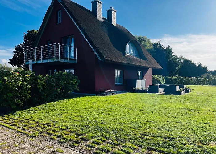 Ferienhaus Hofblick Gut Gustrowerhöfen Altefähr